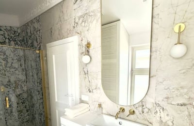 Location d’un appartement lumineux de 2 pièces haut standing, 46 m², Kazimierz, Cracovie, Pologne